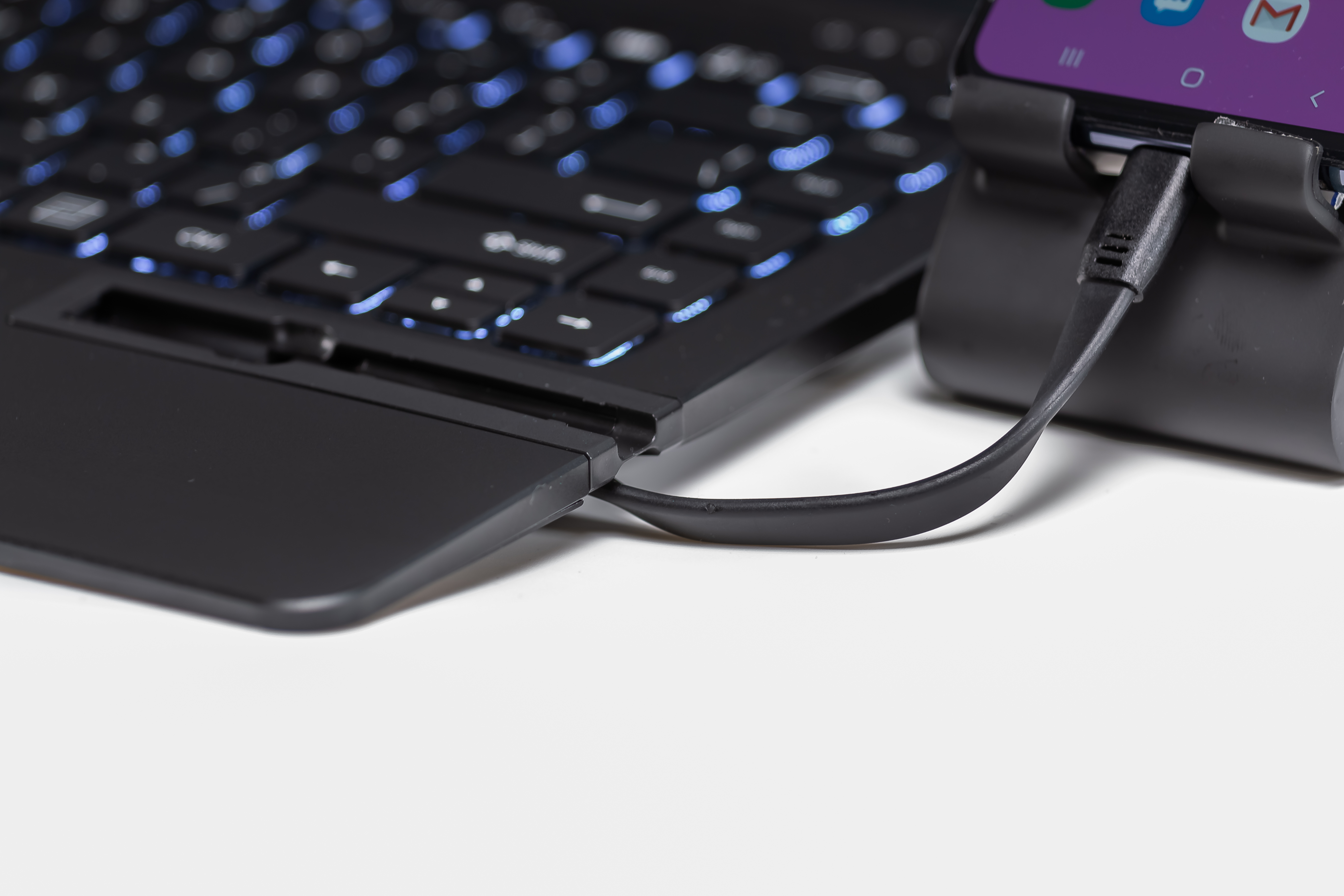 MiraBook